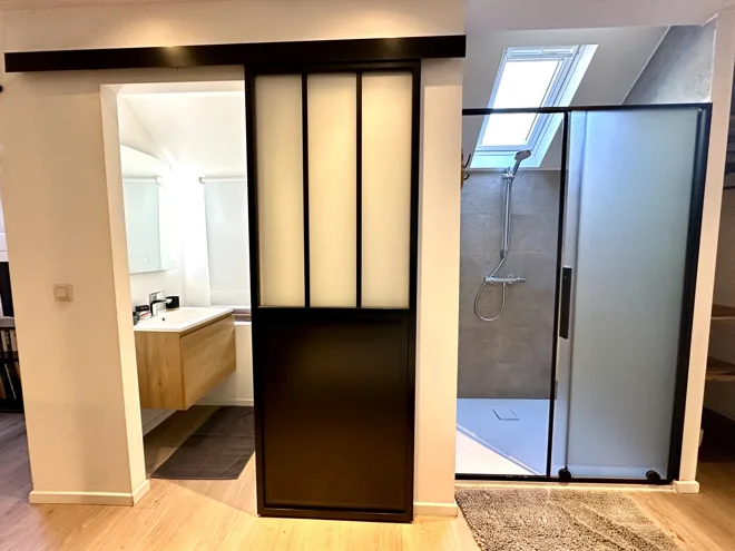 Woody Lodge · La salle de douche