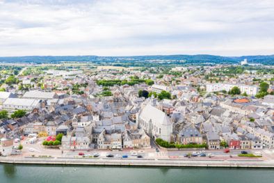 Ville de Givet en France proche de Bonsoy