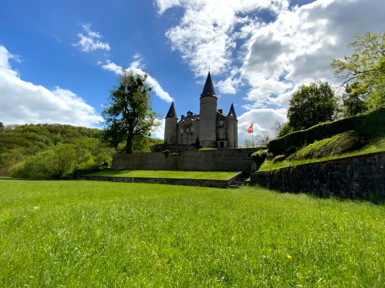 Chateau de Veves proche du Domaine de Bonsoy